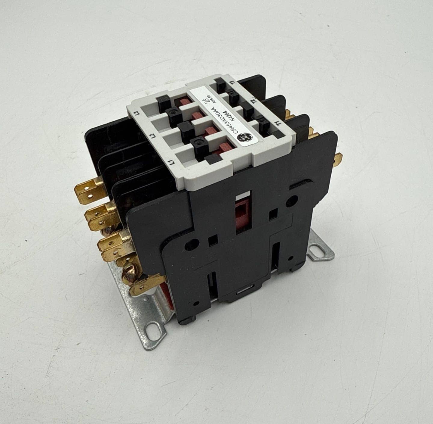 40 Amp. General Electric #CR453AD3DAA, Definite Purpose Contactor, 3-Pole, 550-600 Volts Coil - Image 5