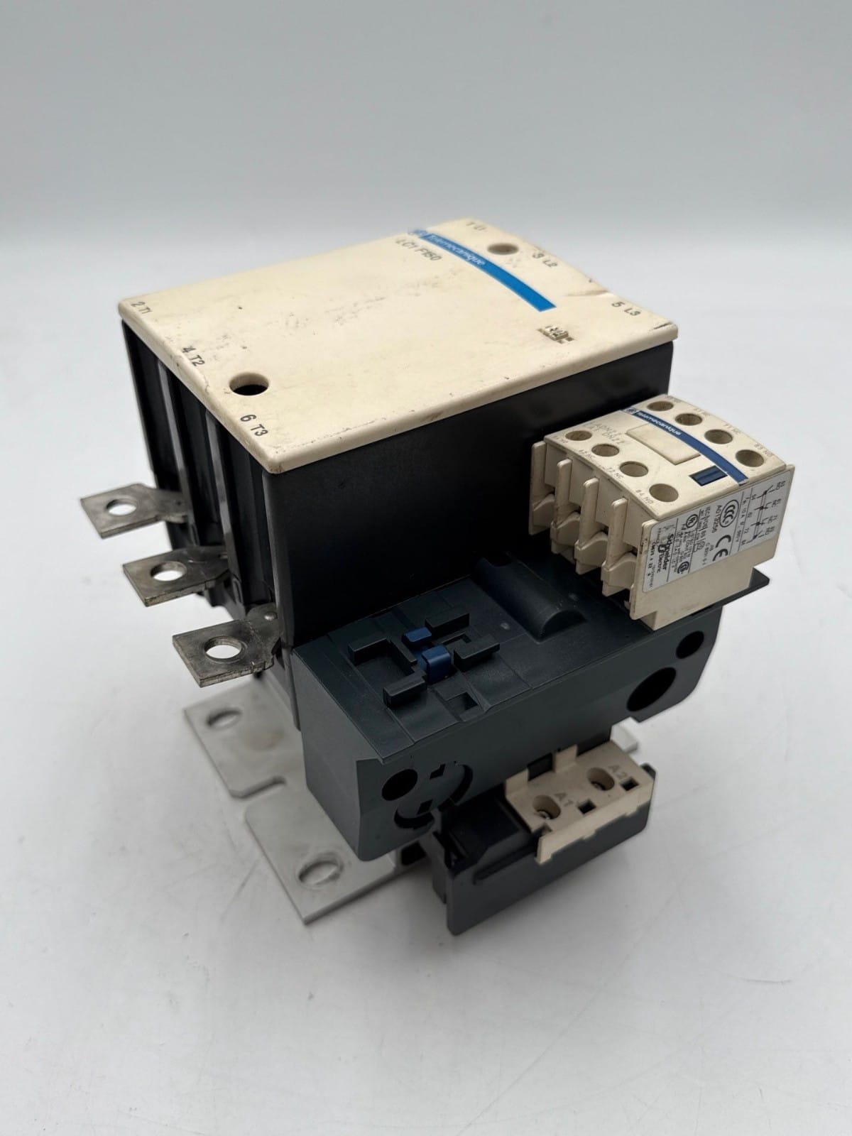 150 Amp. Telemecanique #LC1F150, Contactor, 3-Pole, 440 Volts, 3PH, 127 Volts Coil, 40-400 Hz., LX9FF127 - Image 4