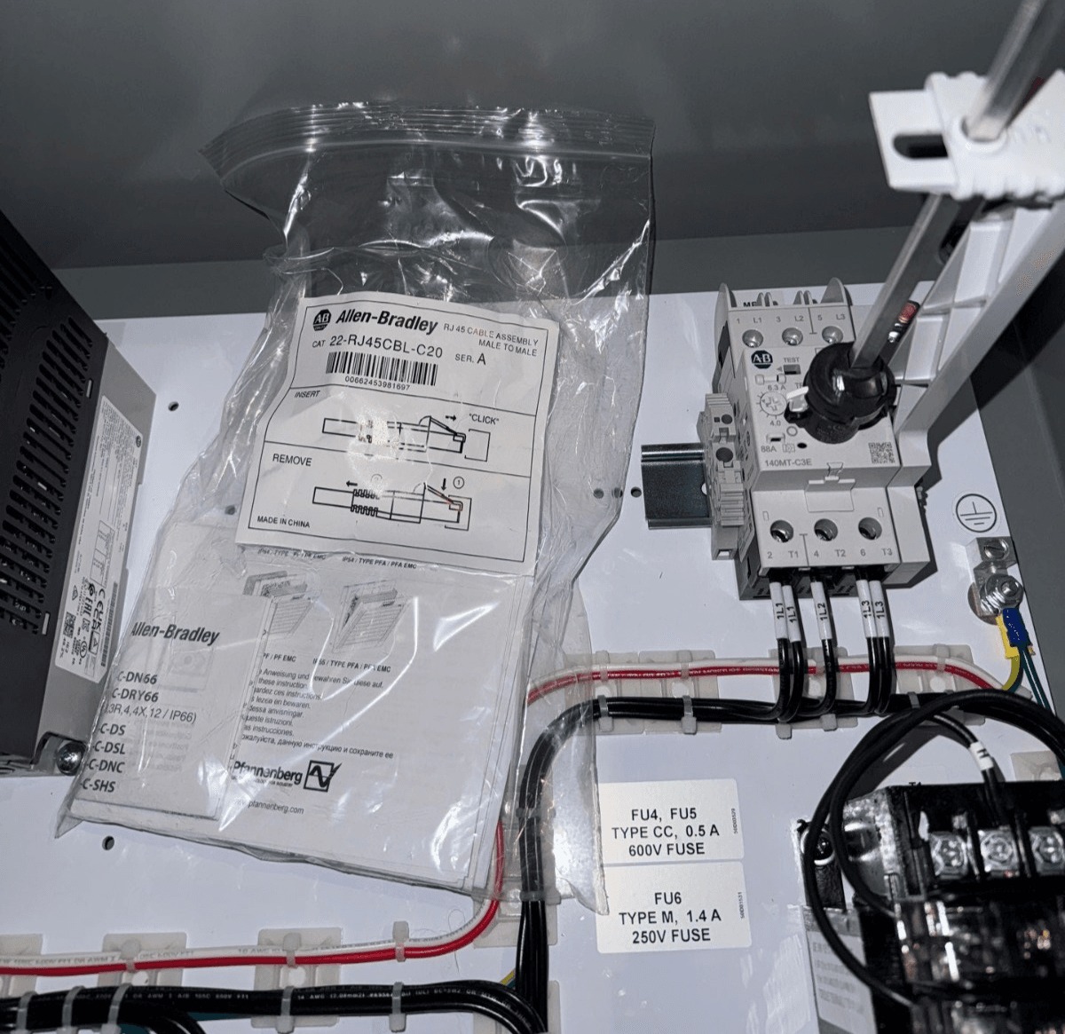 2 HP Allen-Bradley #2 4b-d4p0h204aa-nd-p, powerflex 525 packaged variable fre, 3PH, 480 Volts, VFD, NEW - Image 6