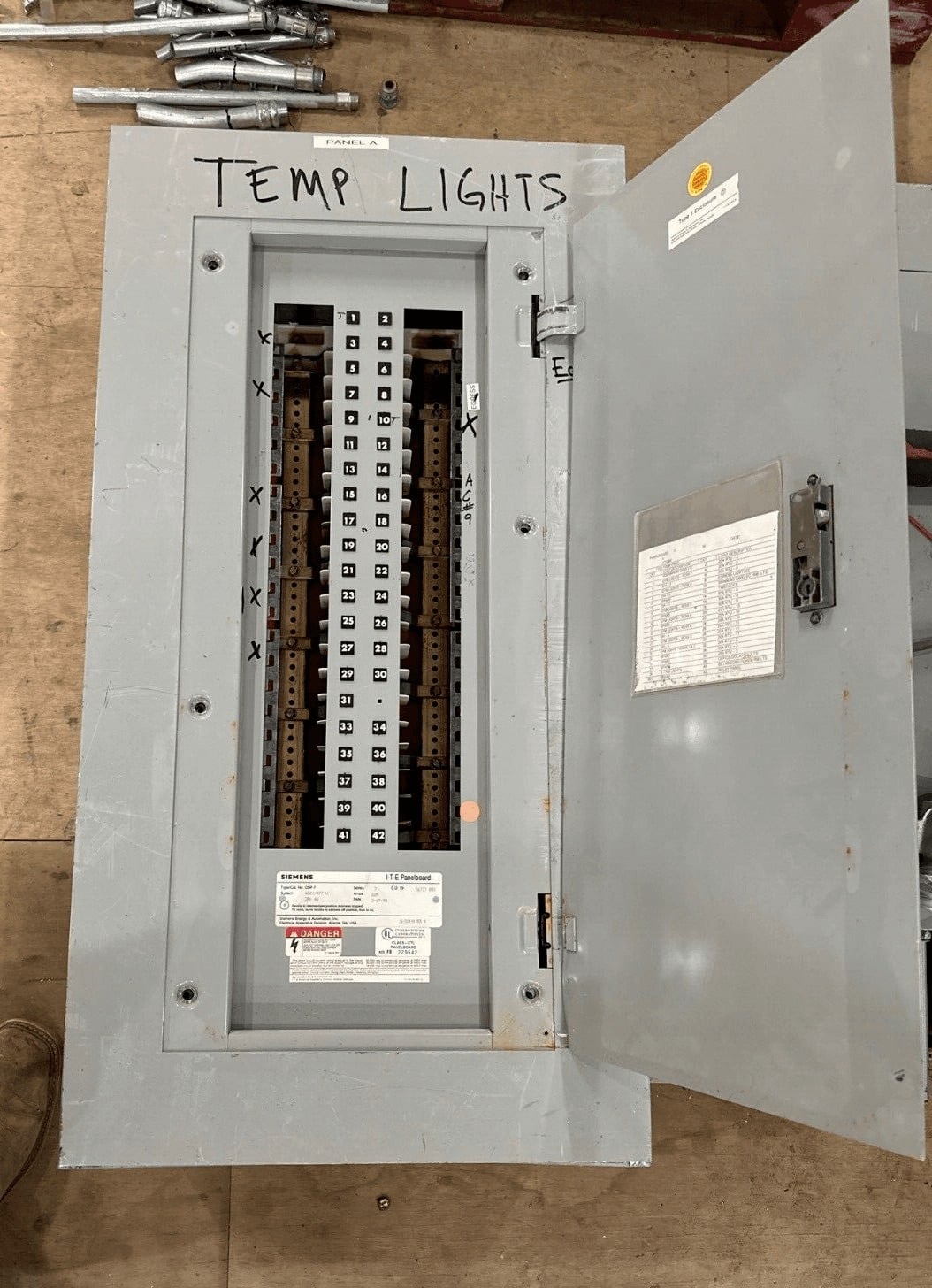 225 Amp. Siemens CDP-7, Panelboard, 480Y/277 Volts, 3PH, 4W, MLO, 42 Cir - Image 1