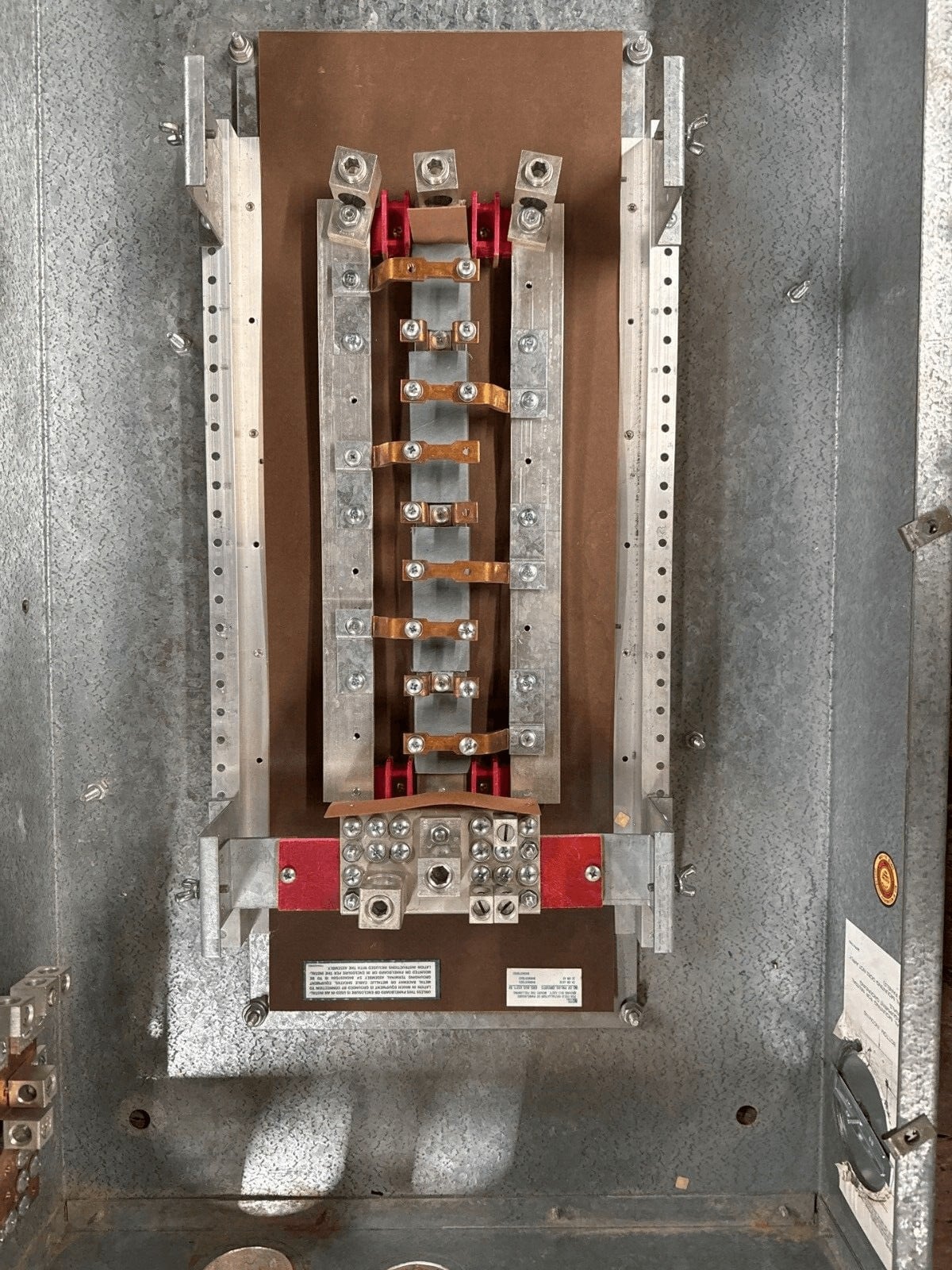 225 Amp. Westinghouse PRL3, Panelboard, 480/277 Volts, 3PH, 4W, MLO, 18 Cir, Indoor - Image 7