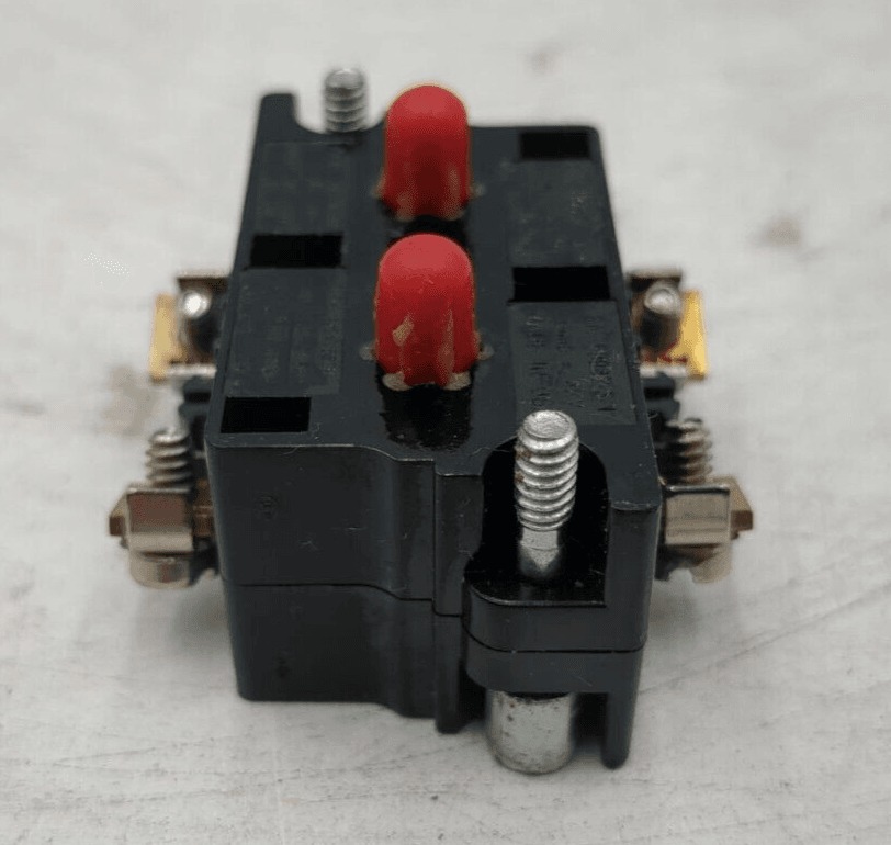 Cutler-Hammer #10250T3, Contact Block - Image 3