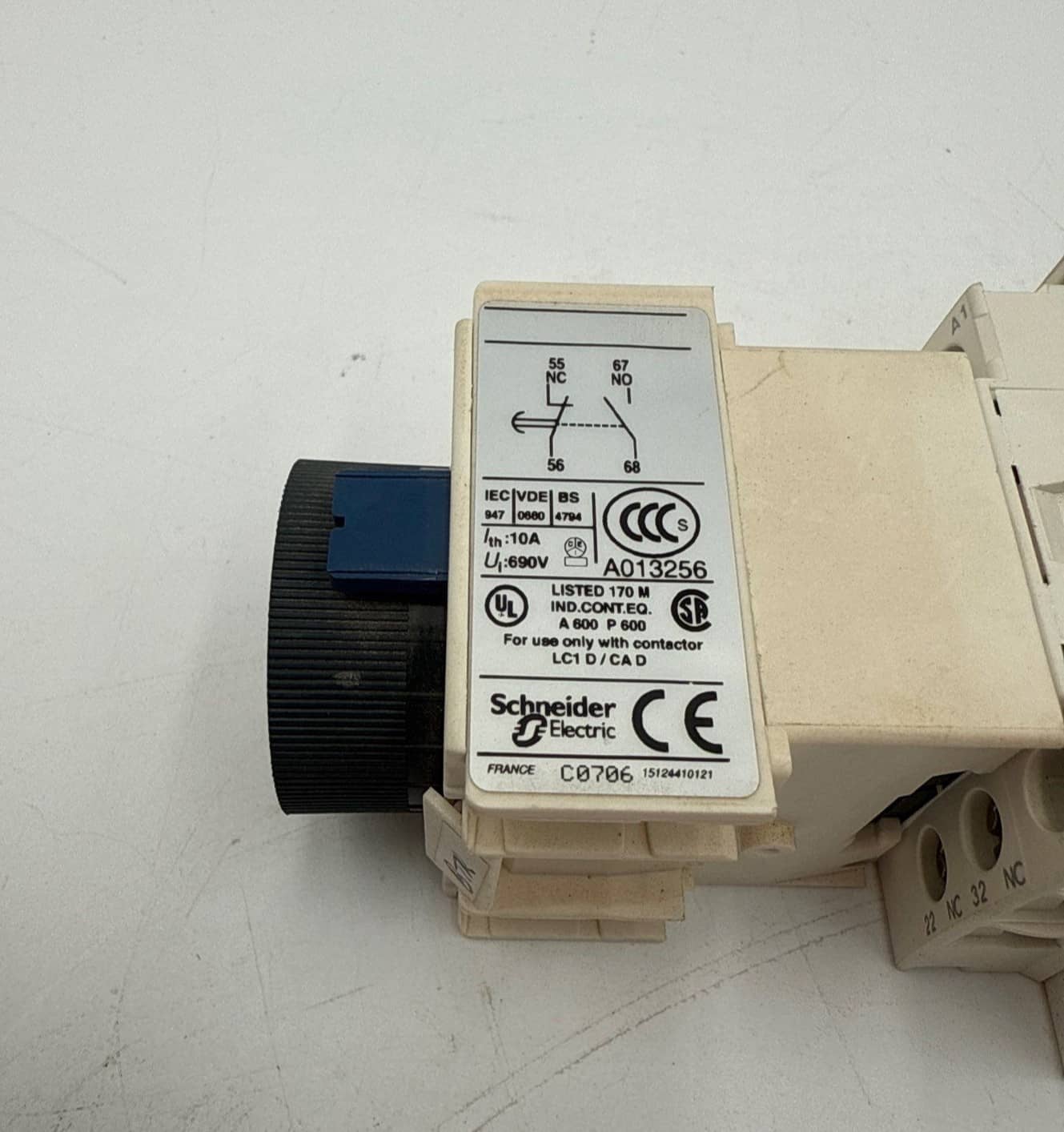 Telemecanique #CAD32G7, Contactor, 10 Amp, 600 Volts, 3-Pole, 120 Volts Coil, Time Delay Relay LADT2 - Image 3