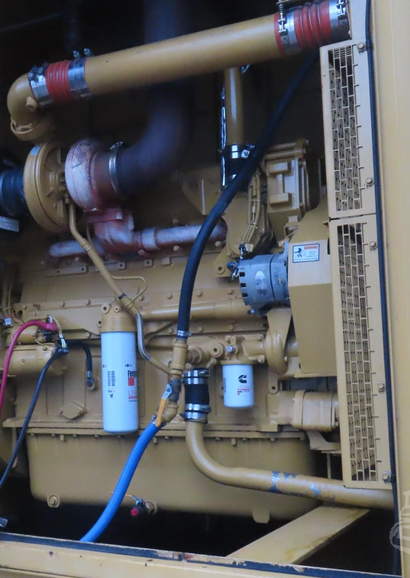 500 KW Kato light #D500FRZ4, diesel generator set, Cummins QSX15-G9 engine, 277/480 Volts, 3 phase, standby - Image 4