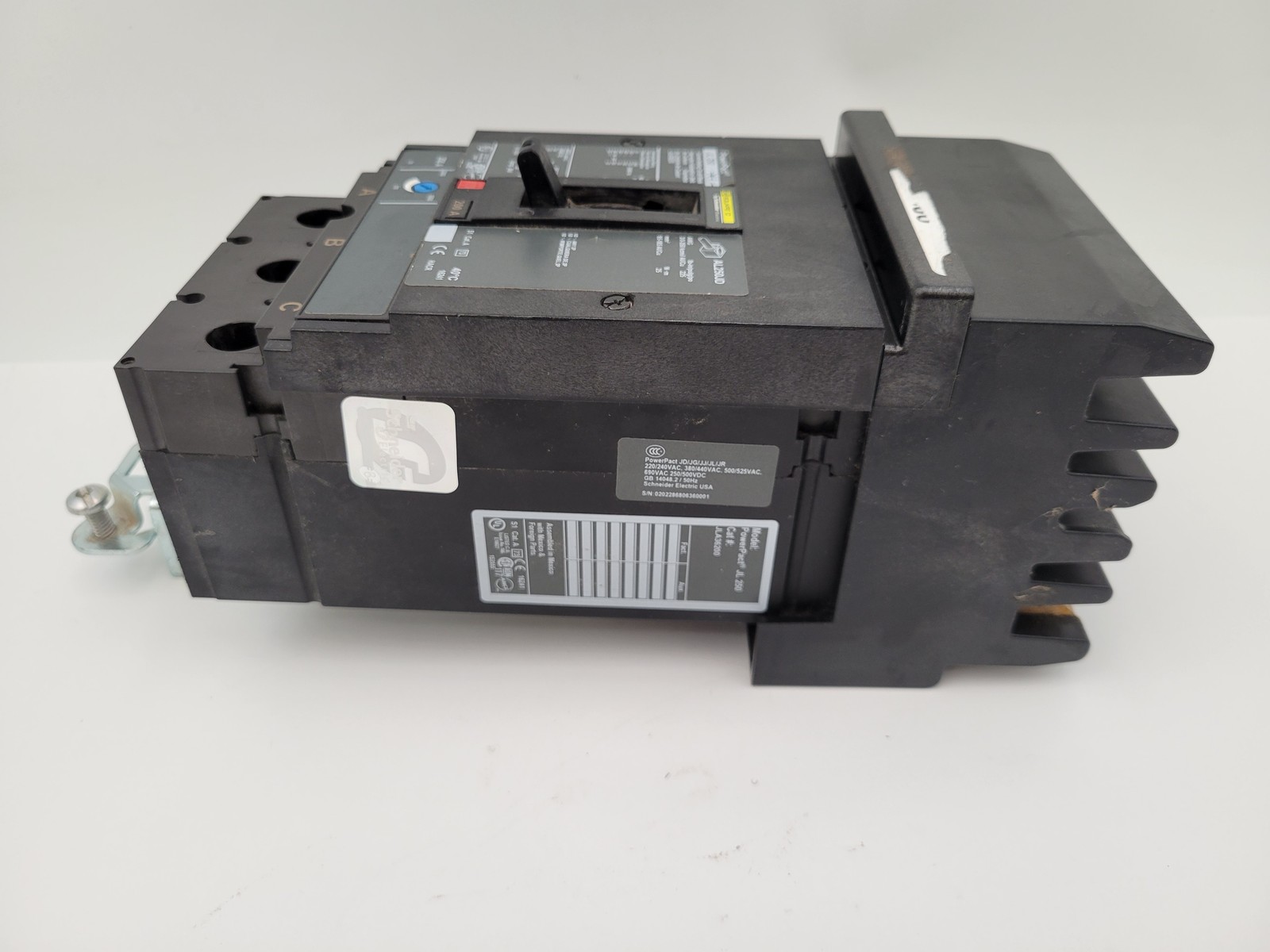 200 Amp. Square D #JLA36200, PowerPact I-Line Circuit Breaker, 3P, 600 Volts, JL250, w/ mounting hardware - Image 9