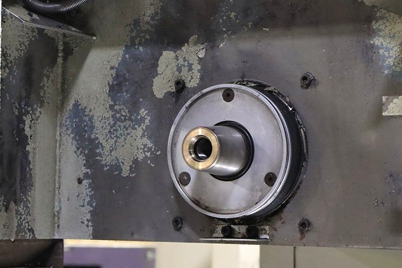 16" x 32" Chevalier #FSG-1632-ADII, Surface Grinder, 15-3/4" x 31-1/2" table, 24-3/8" spindle to table, 14" - Image 4