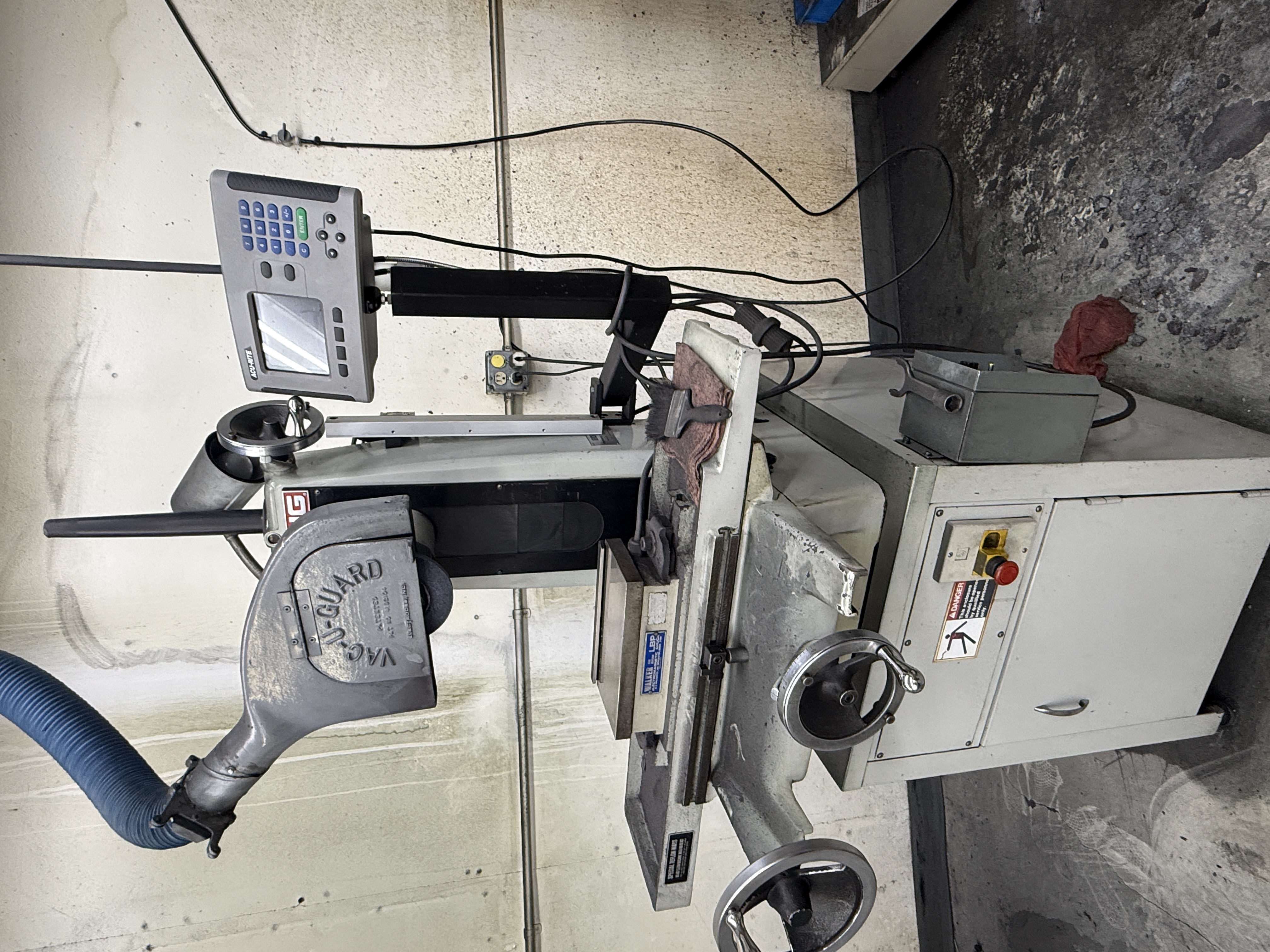 6" x 12" Harig #612, Surface Grinder, hand feed, 12-3/4" longitudinal travel, 3425 RPM, permanent magnetic - Image 3