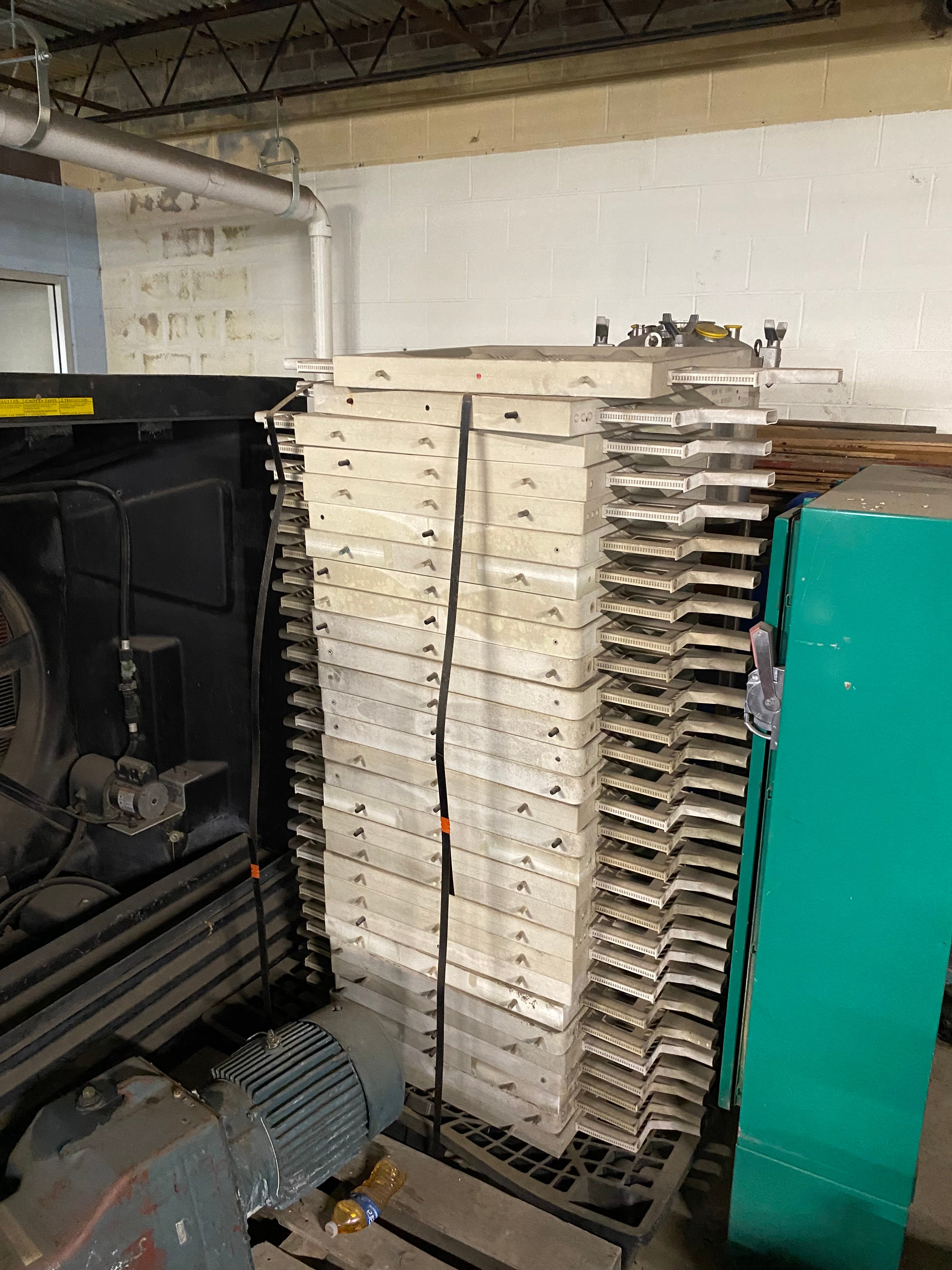 24" x 24" Hoesch #M-24-178.9-C-1.25-D-20-D-D, Polypropylene Recessed Plate Filter Press, 178 sq.ft., 8.7 - Image 10