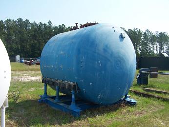 4000 gallon Pfaudler, Glass Lined Pressure Storage Tank, Horizontal, #3313 glass, 102" diameter x 96" - Image 3