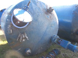 2000 gallon Pfaudler, Glass Lined Tank, Vertical, 84" diameter x 70" straight side, 35/FV psi @ 500°F, 18" - Image 2