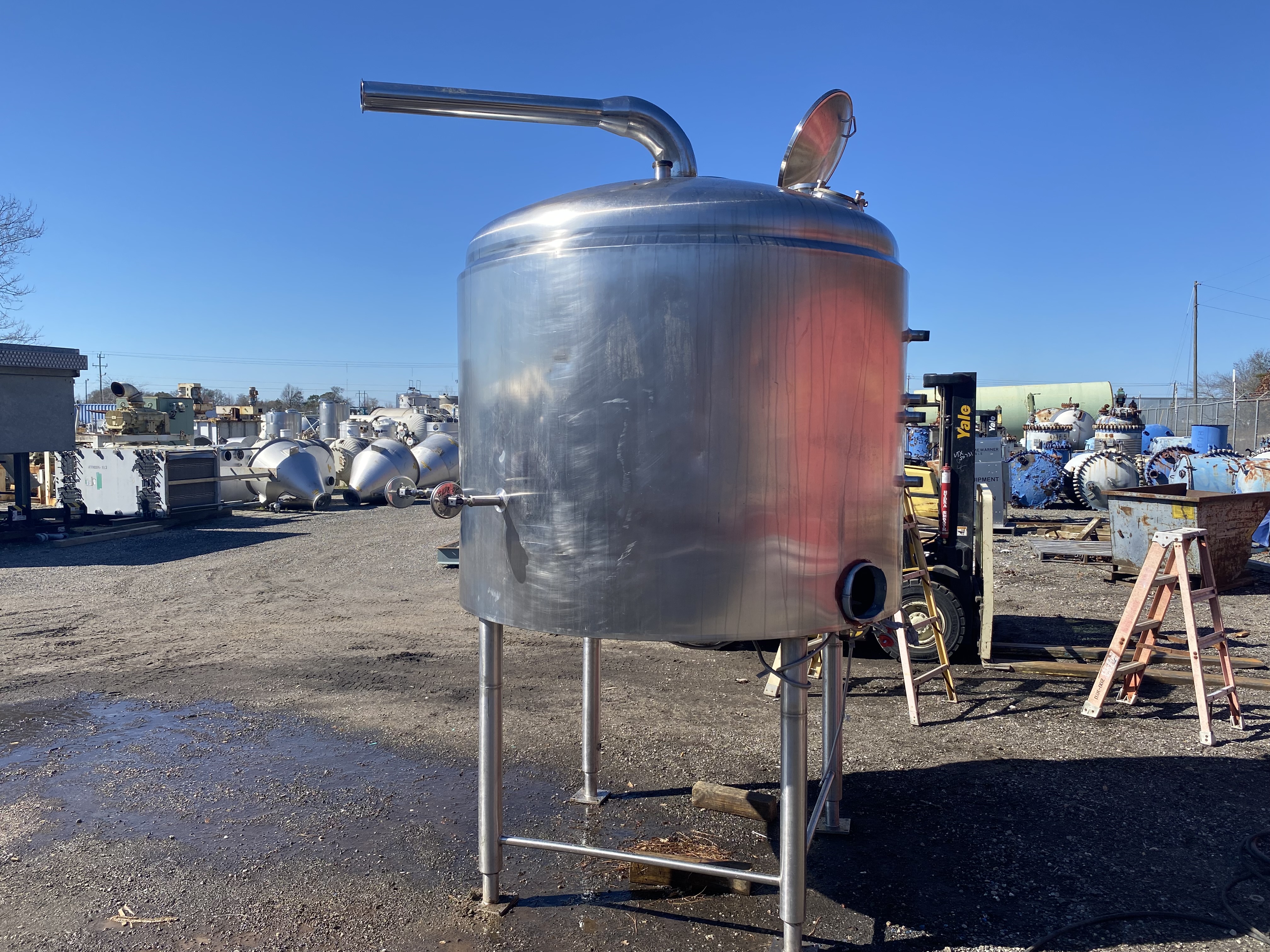 700 gallon Cherry Burrell, Jacketed Batch Processor, 66" diameter x 48" straight side, 15 psi/30" vacuum - Image 5