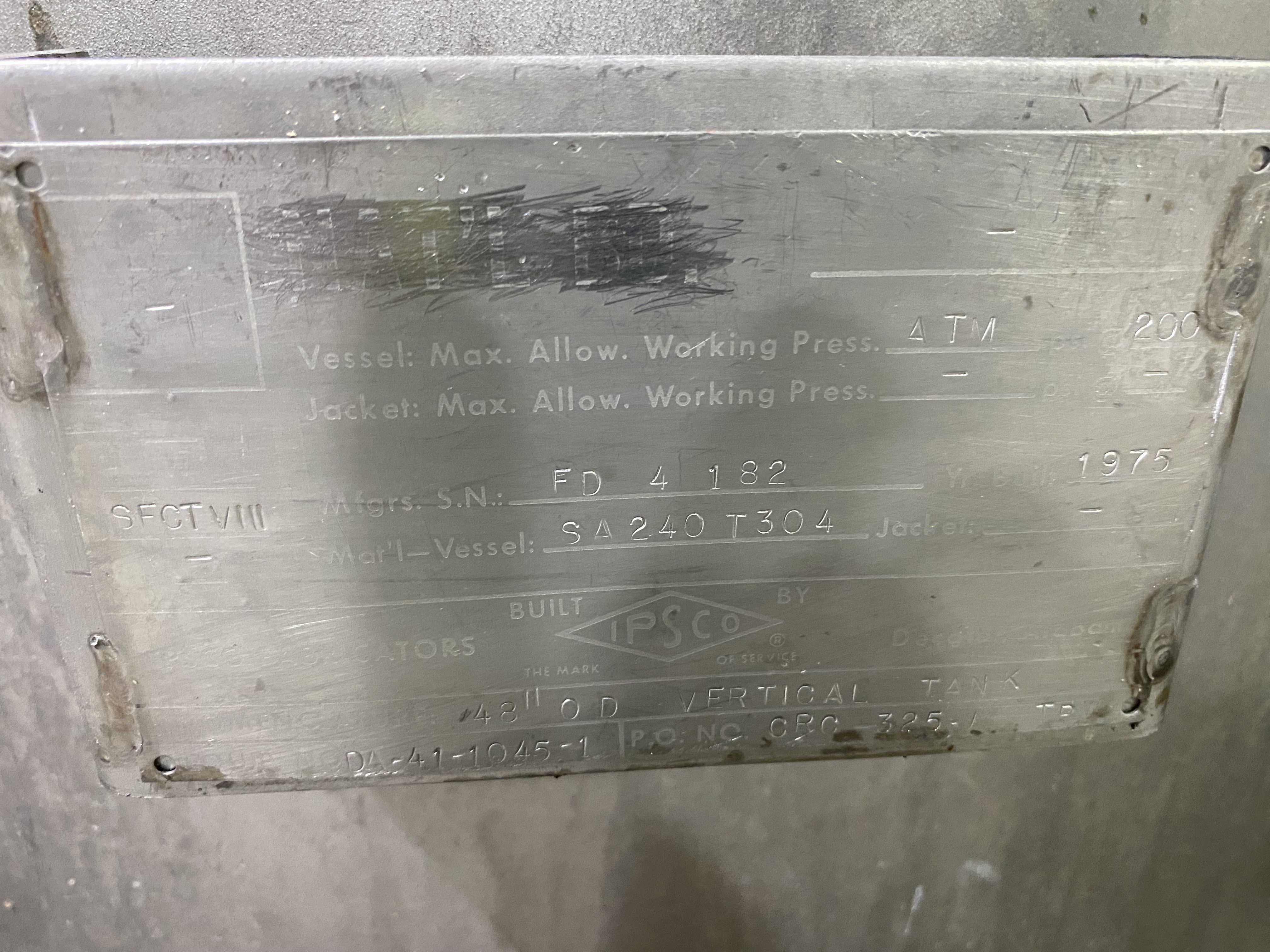 700 gallon IPSCO, 304 Stainless Steel Vertical Mix Tank, 48" diameter x 89" straight side, half-hinged top - Image 8