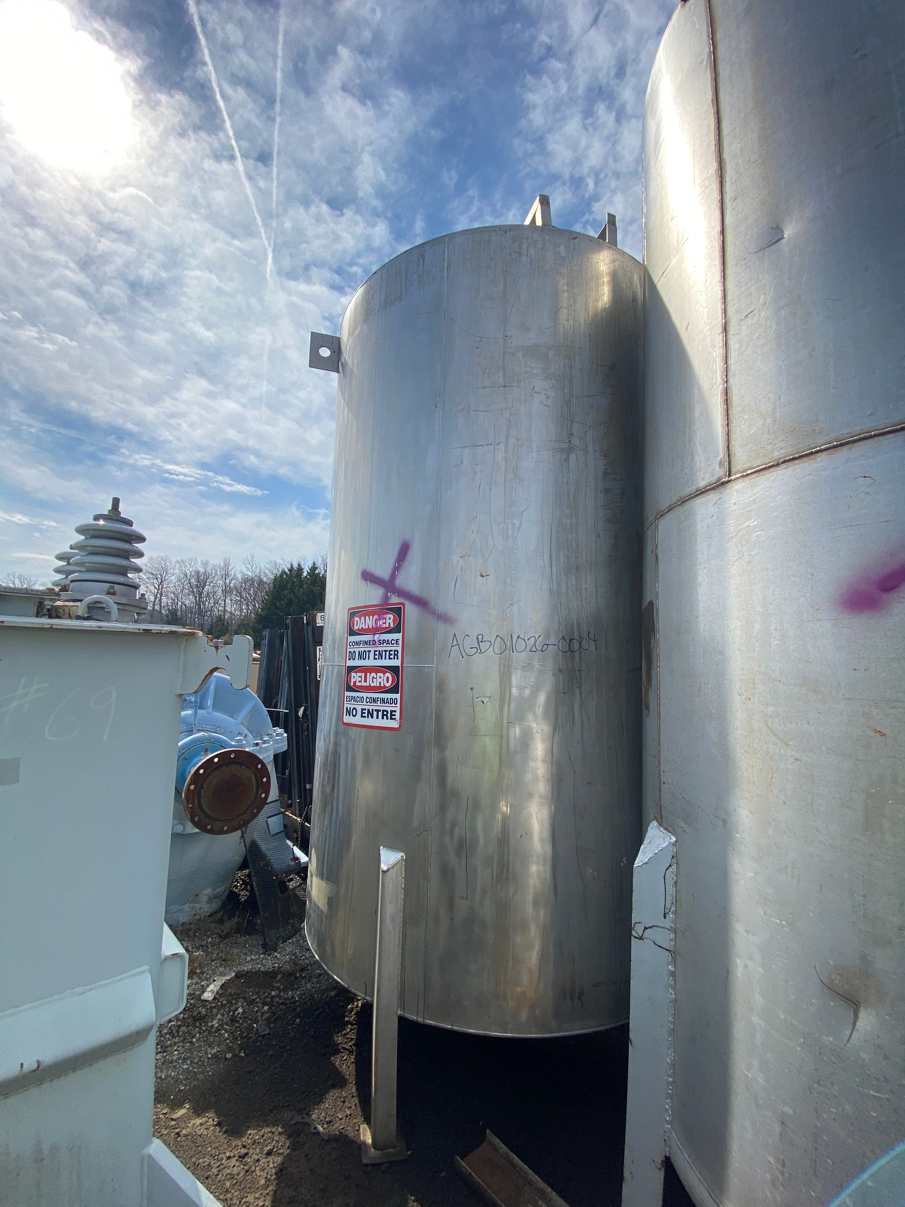 2400 gallon Bendel, 304 Stainless Steel Vertical Tank, 76" diameter x 120" straight side, dished top & - Image 1