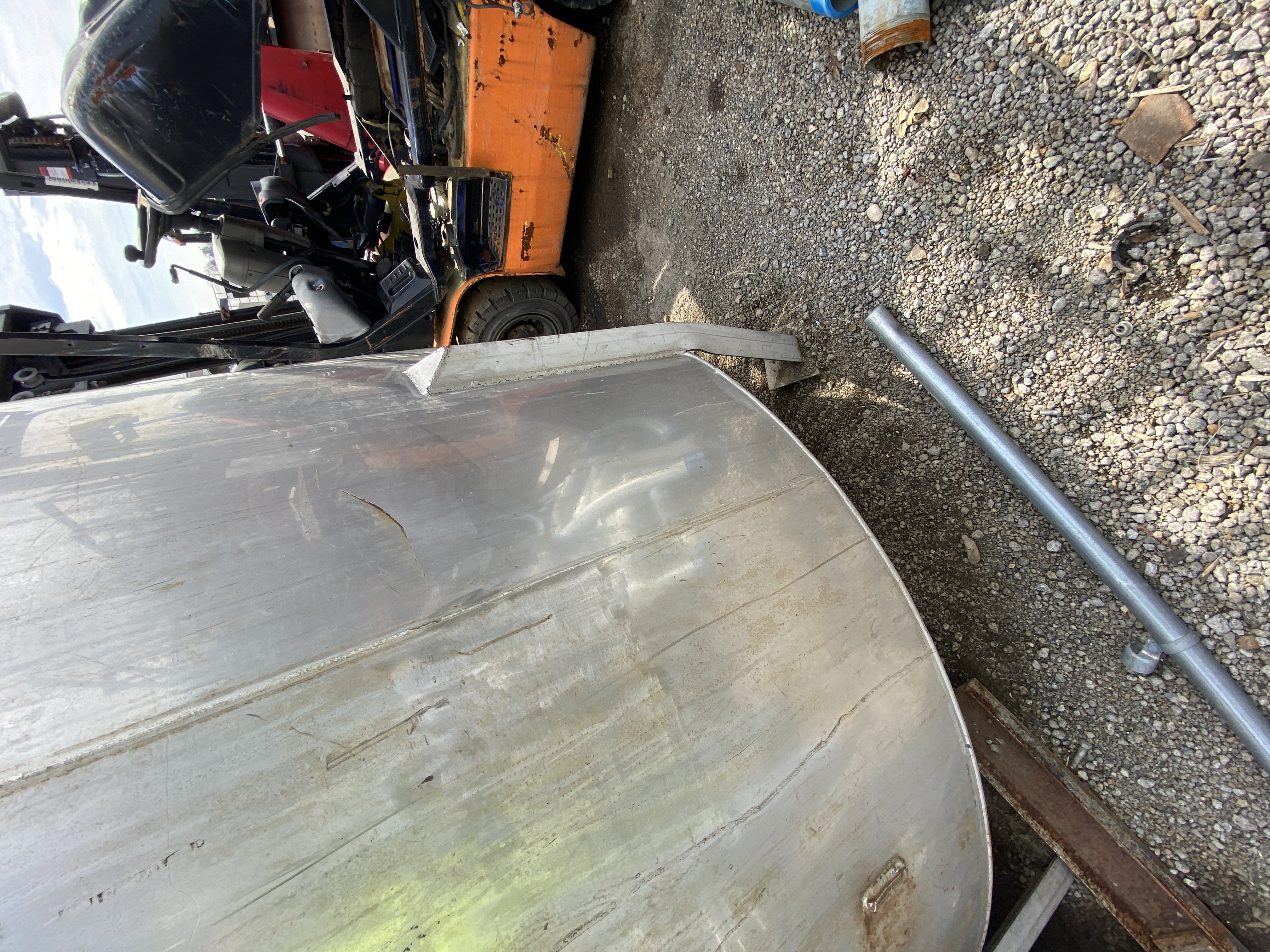 2400 gallon Bendel, 304 Stainless Steel Vertical Tank, 76" diameter x 120" straight side, dished top & - Image 3