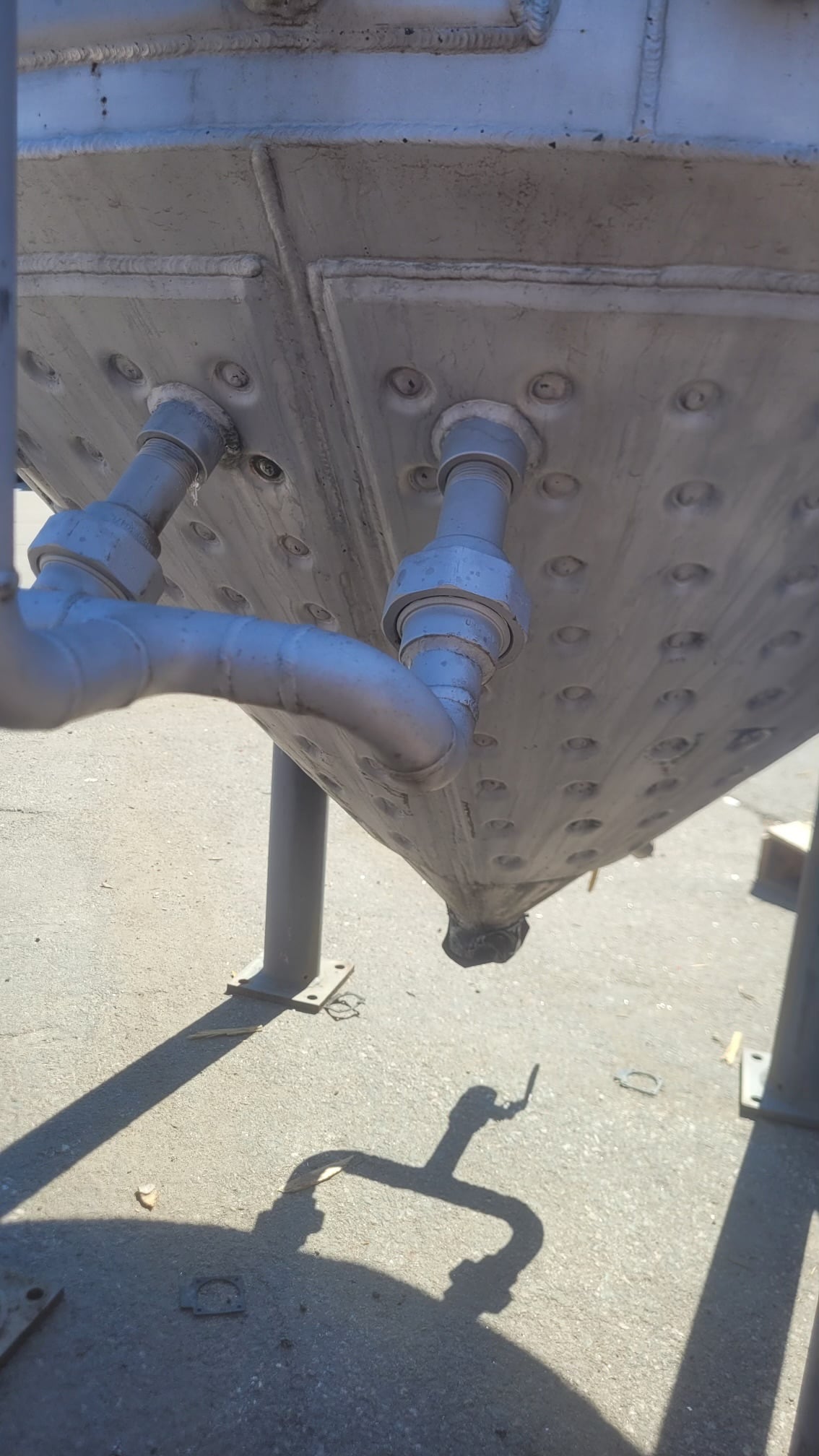500 gallon 304 Stainless Steel Vertical Jacketed Tank, 50" diameter x 60" straight side, 50 psi dimple - Image 3