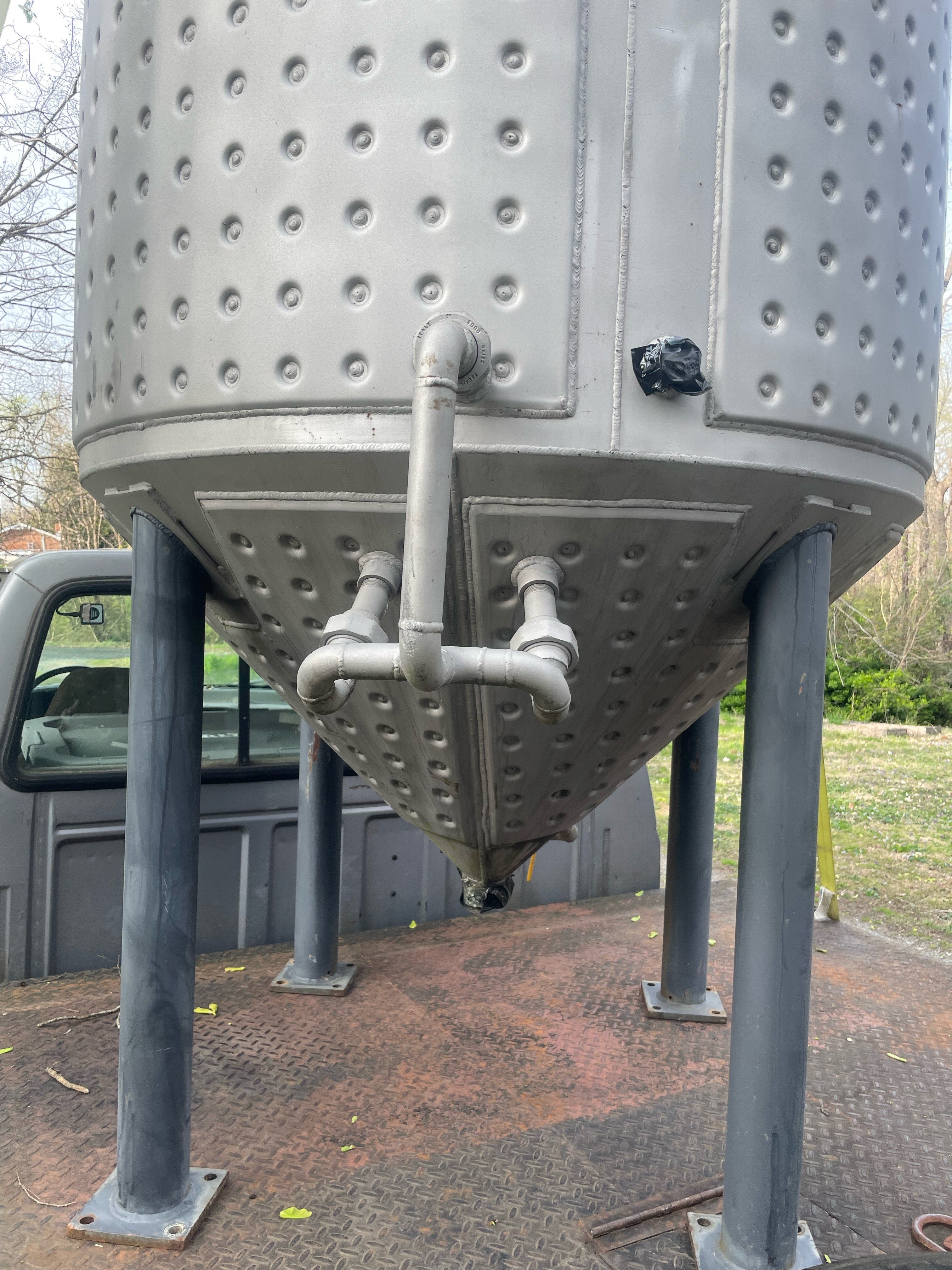 500 gallon 304 Stainless Steel Vertical Jacketed Tank, 50" diameter x 60" straight side, 50 psi dimple - Image 5