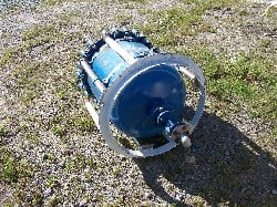 30 gallon Glass Lined Tank, 20" diameter x 20.5" deep, clamp top, 2" bottom drain, on legs - Image 2