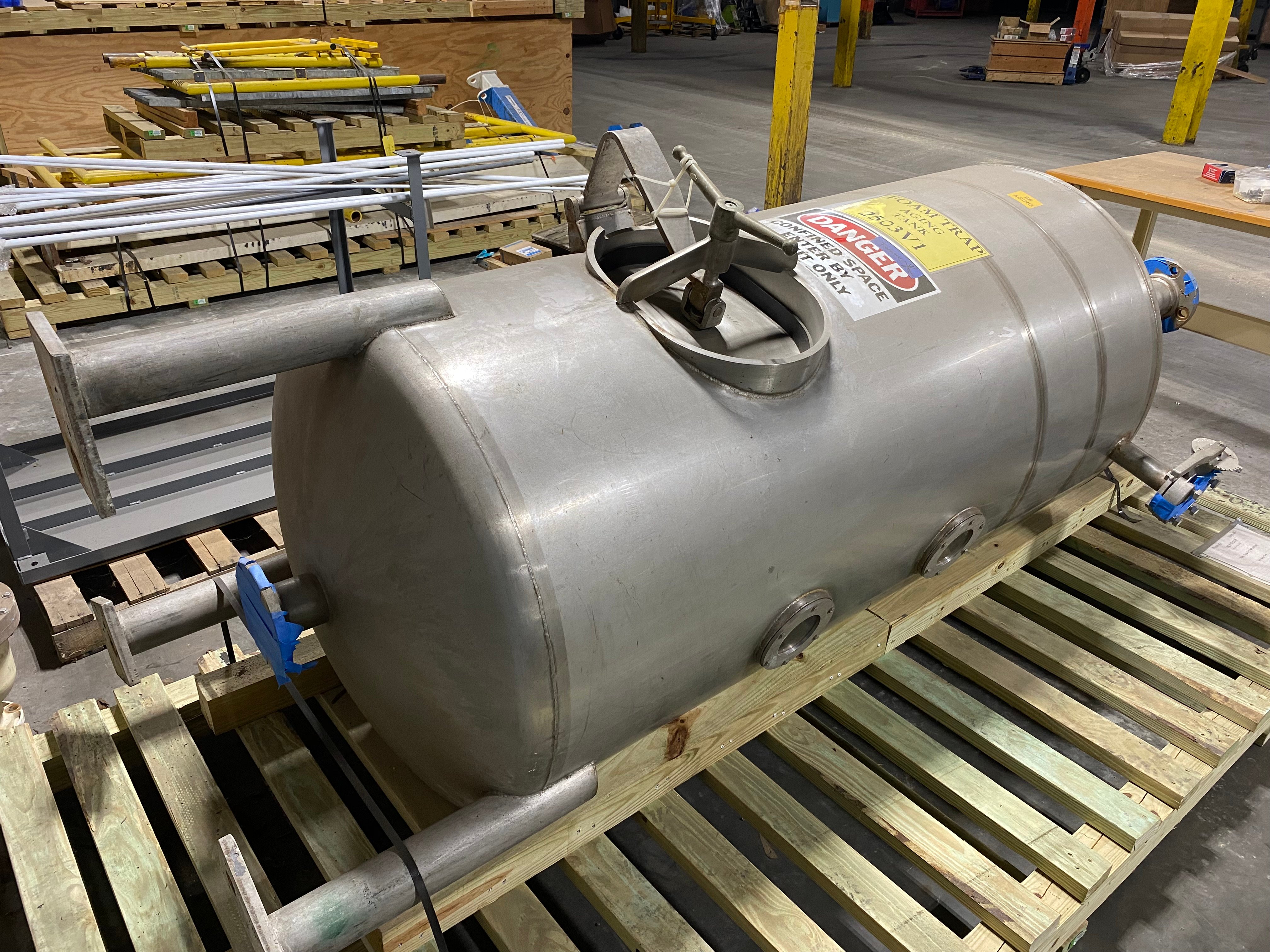 300 gallon Stainless Steel Vertical Tank, 36" diameter x 68" straight side, dished heads, 13" x 18" - Image 4