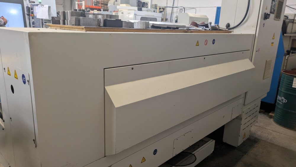 Romi #M20, CNC teach lathe, Fanuc 21i-T control, 20.5" swing x 60" centers, 10.2" over cross slide, 3.15" - Image 5