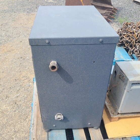 63 KVA 480/575 Primary, 380Y/220 Secondary, Neeltran, Dry Type Transformer, 150° C rise, Class H insulation - Image 5