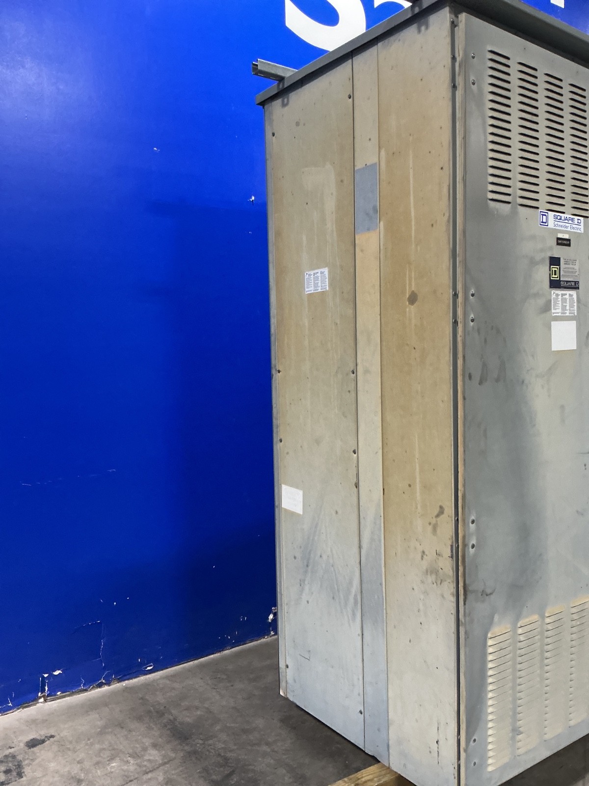 2000 Amps, Square D #29102779-002, QED Switchgear, 480Y/277 Volts, 3 phase, 4 Wire, NEMA 3R, (15) 3 Pole - Image 4