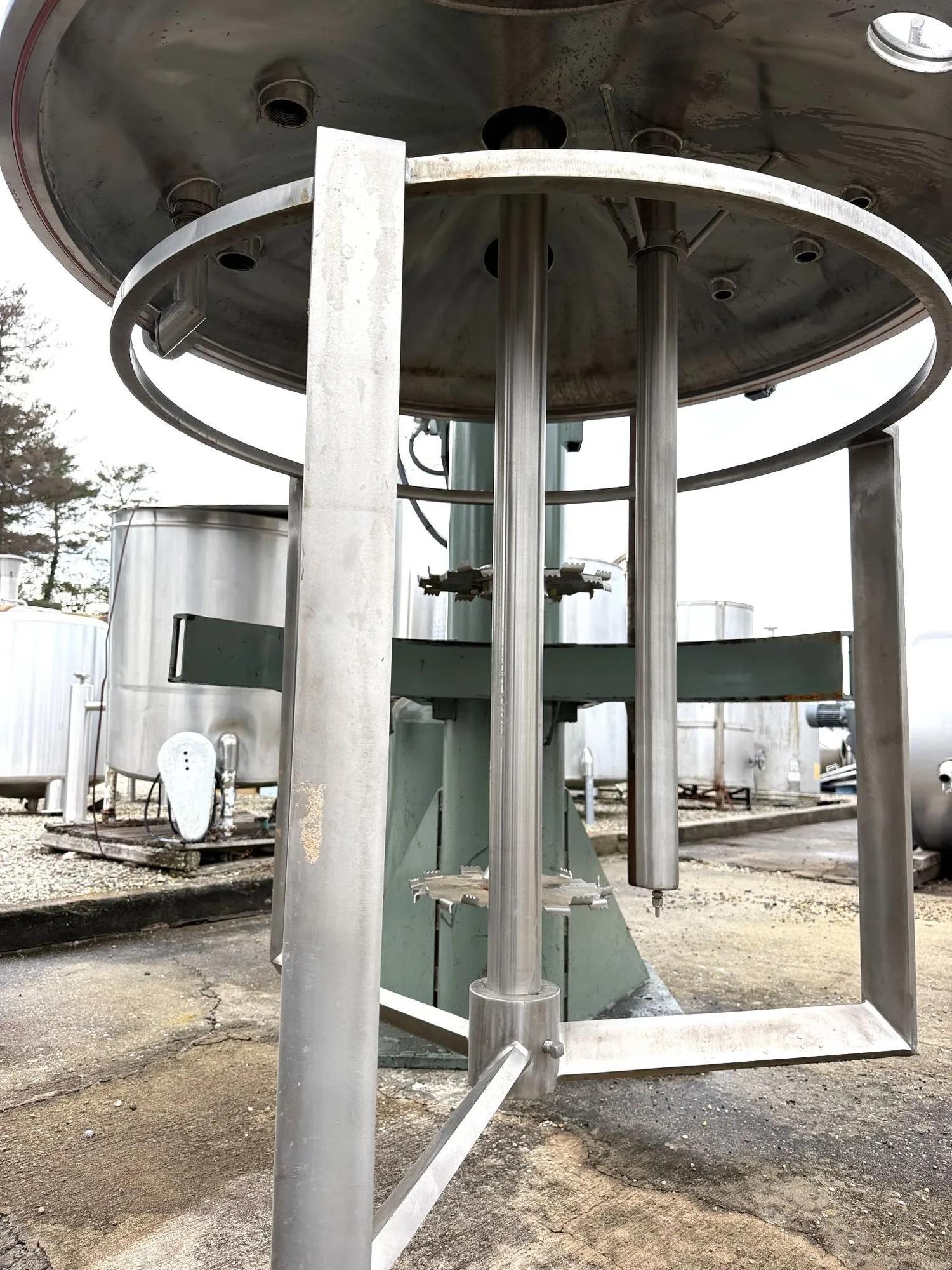 375 gallon Myers #V550A-20-40, Dual Shaft Vacuum Mixer, 316 stainless steel jacketed tank, disperser & sweep - Image 3
