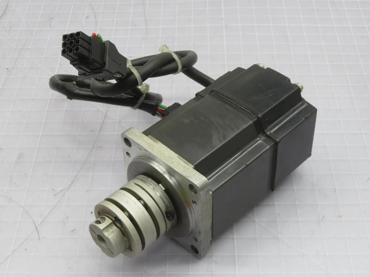 Mitsubishi #HC-MFS23, servo motor, 200 W, 3000 RPM - Image 2