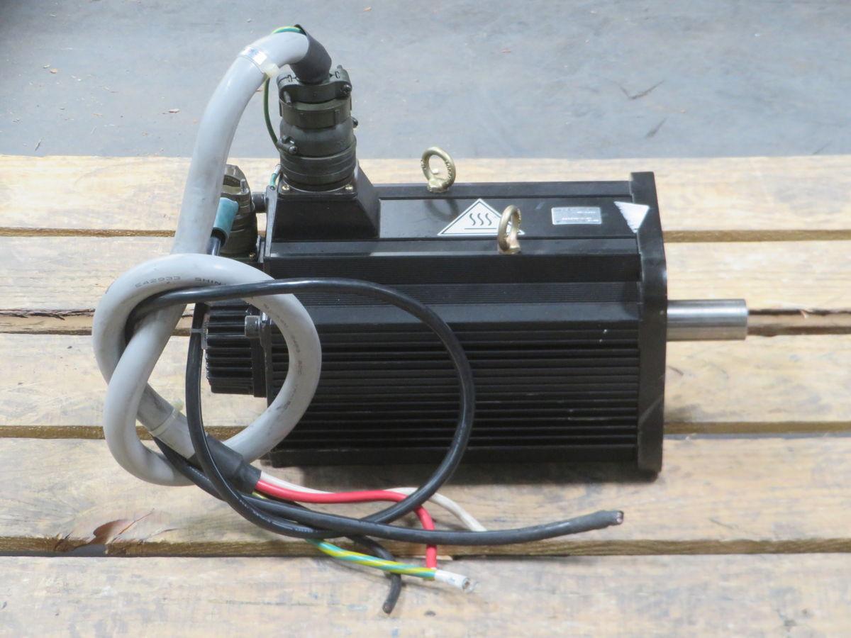 Yaskawa #SGMG-75V-6V-FJ11, AC servo motor, 7.5 KW, 1500 RPM (2 available) - Image 3