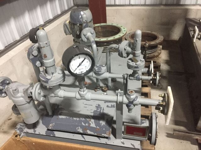 600 KW Murray, used steam generator - Image 2