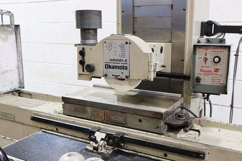 6" x 18" Okamoto #Linear-618B, hand feed surface grinder, roller bearing table, Newall DP-700 2-Axis digital - Image 5