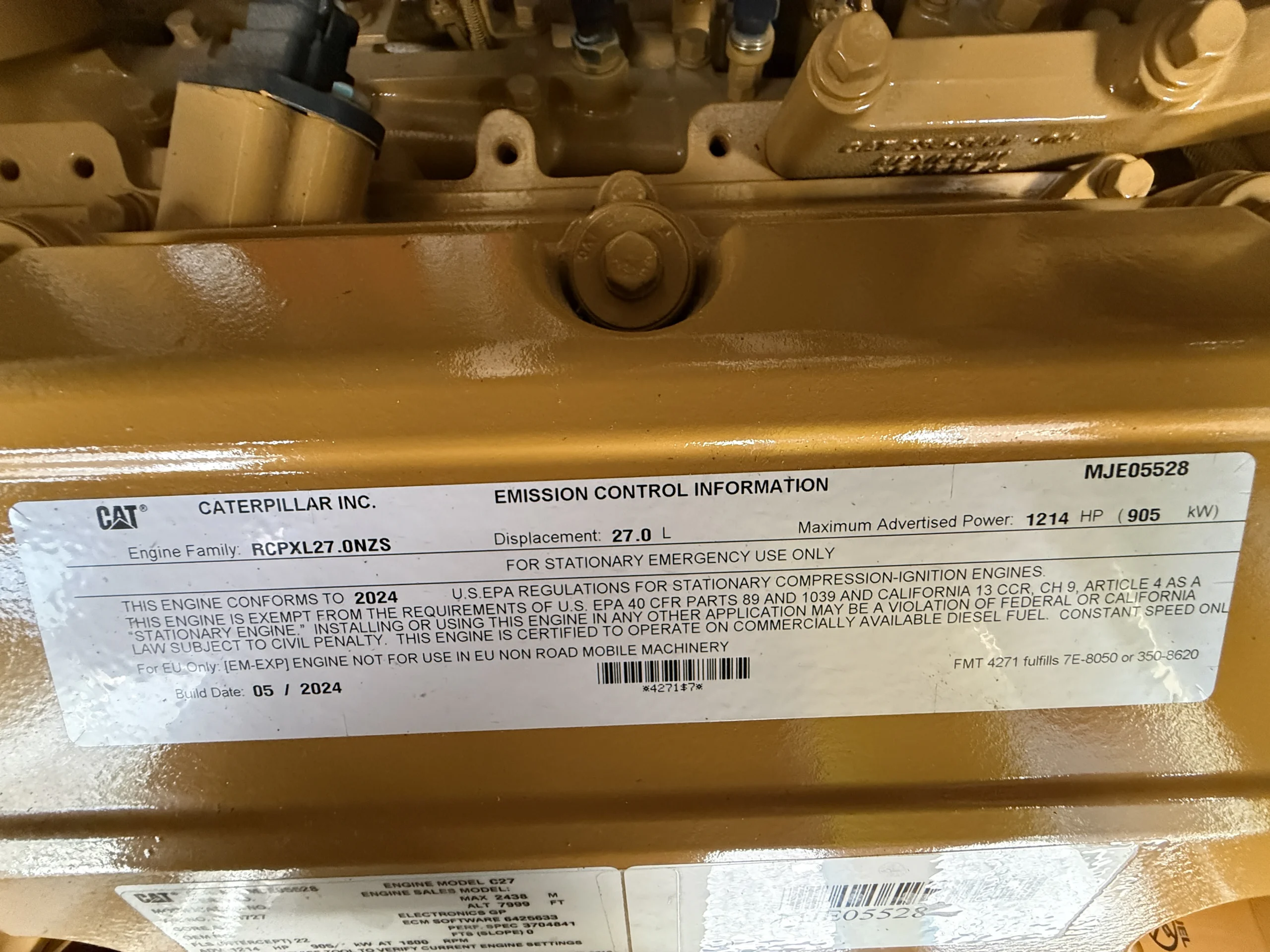 800 KW Caterpillar #D800-GC, diesel generator set, 480/277 Volts, 3-phase, 1214 HP, C27 engine, Tier 2, sound - Image 5