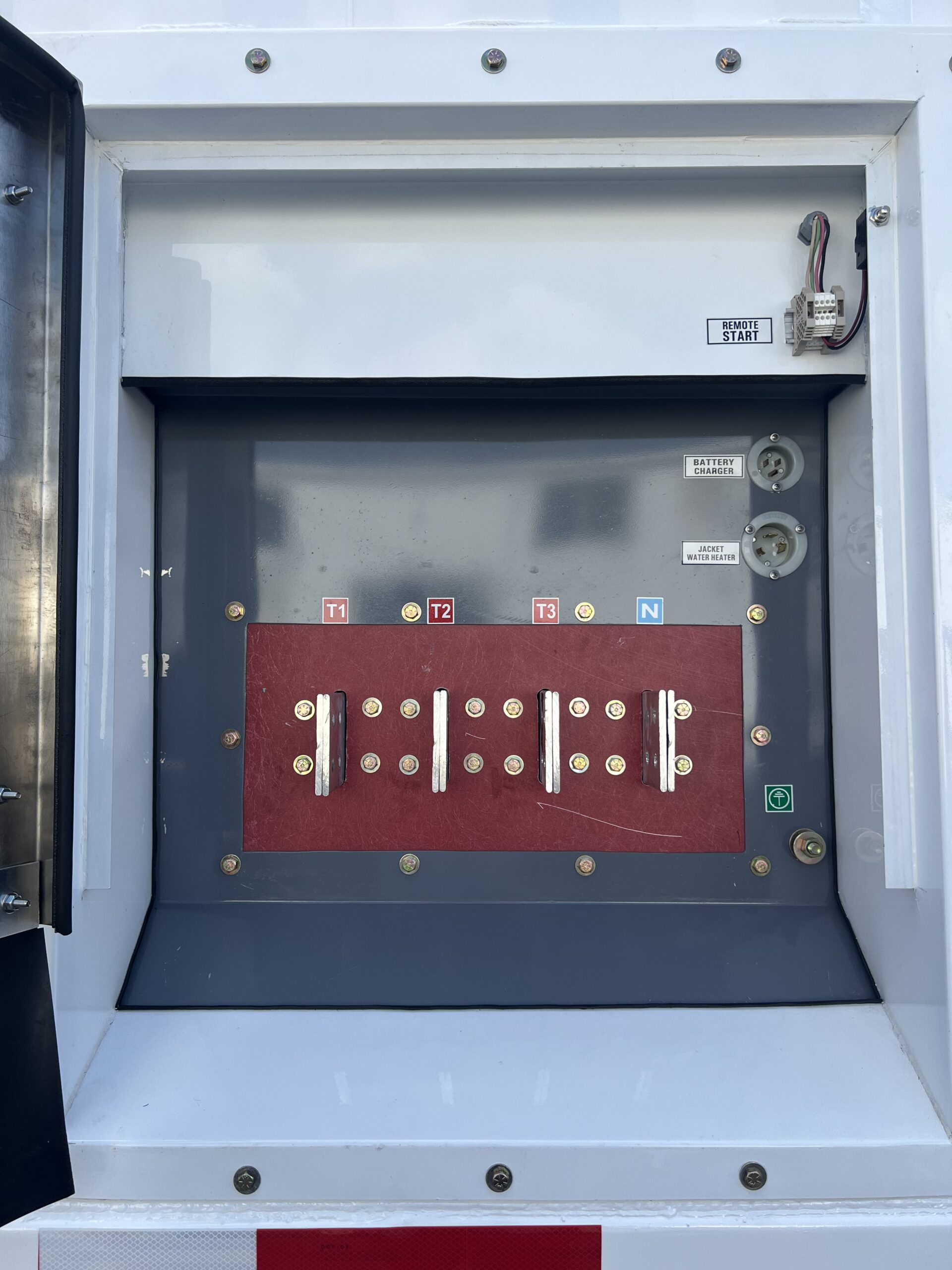 1500 KW Cummins #KTA50-G2, Diesel Power Module, 1800 RPM, 480 Volt, 2500 amp circuit breaker, Deep Sea 8610 - Image 10