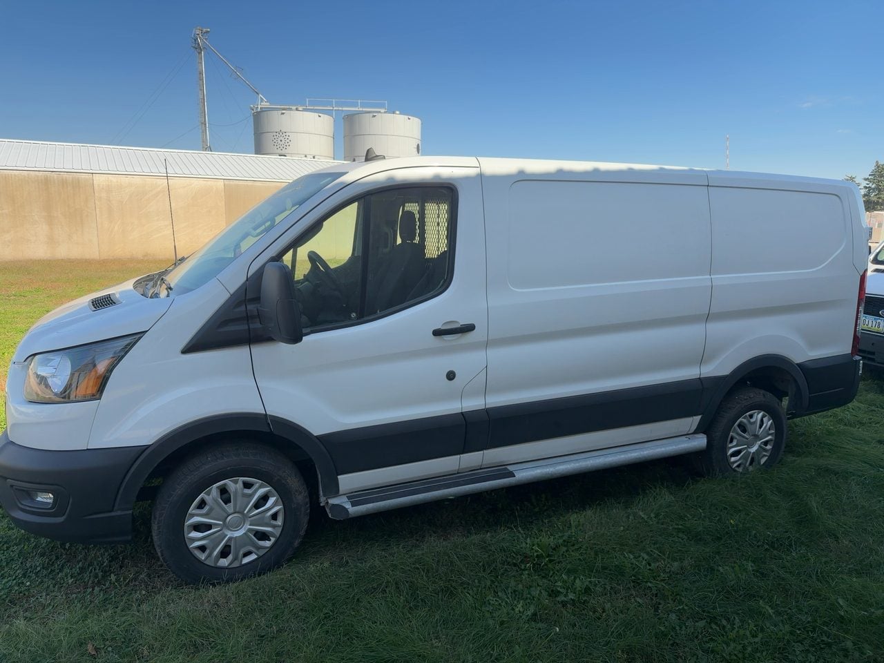 Ford #TRANSIT-250, cargo van, 3.5L V6 gas, 10-speed automatic, 2024 (2 available) - Image 1
