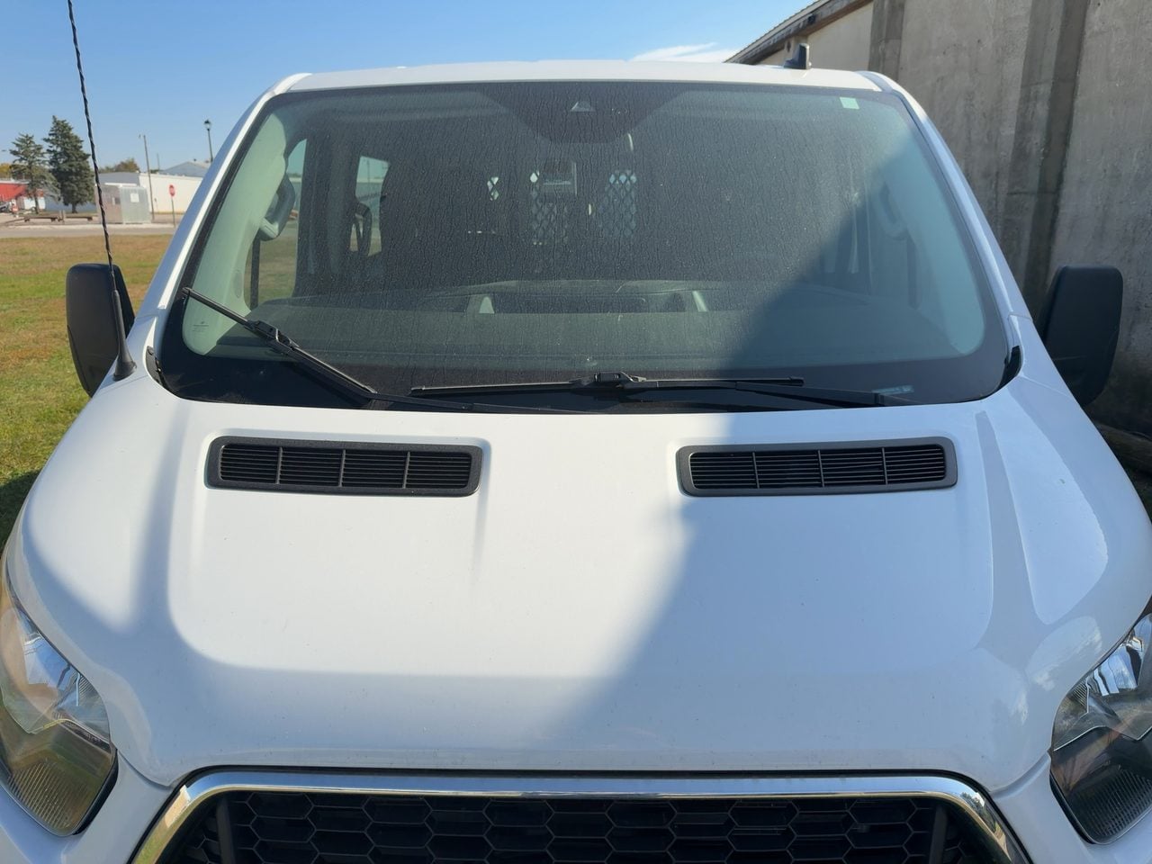 Ford #TRANSIT-250, cargo van, 3.5L V6 gas, 10-speed automatic, 2024 (2 available) - Image 3