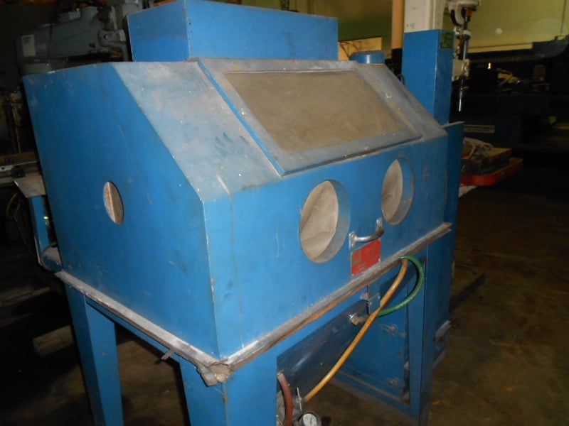 Trinco #FM42x90SL, 400ft-10 vibratory deburring bowl, dust collector - Image 1