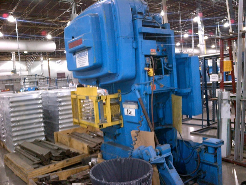 60 Ton, Bliss #C-60, OBI press, 3" stroke, 100 SPM, 5 HP, automatic lube, 1974 - Image 2