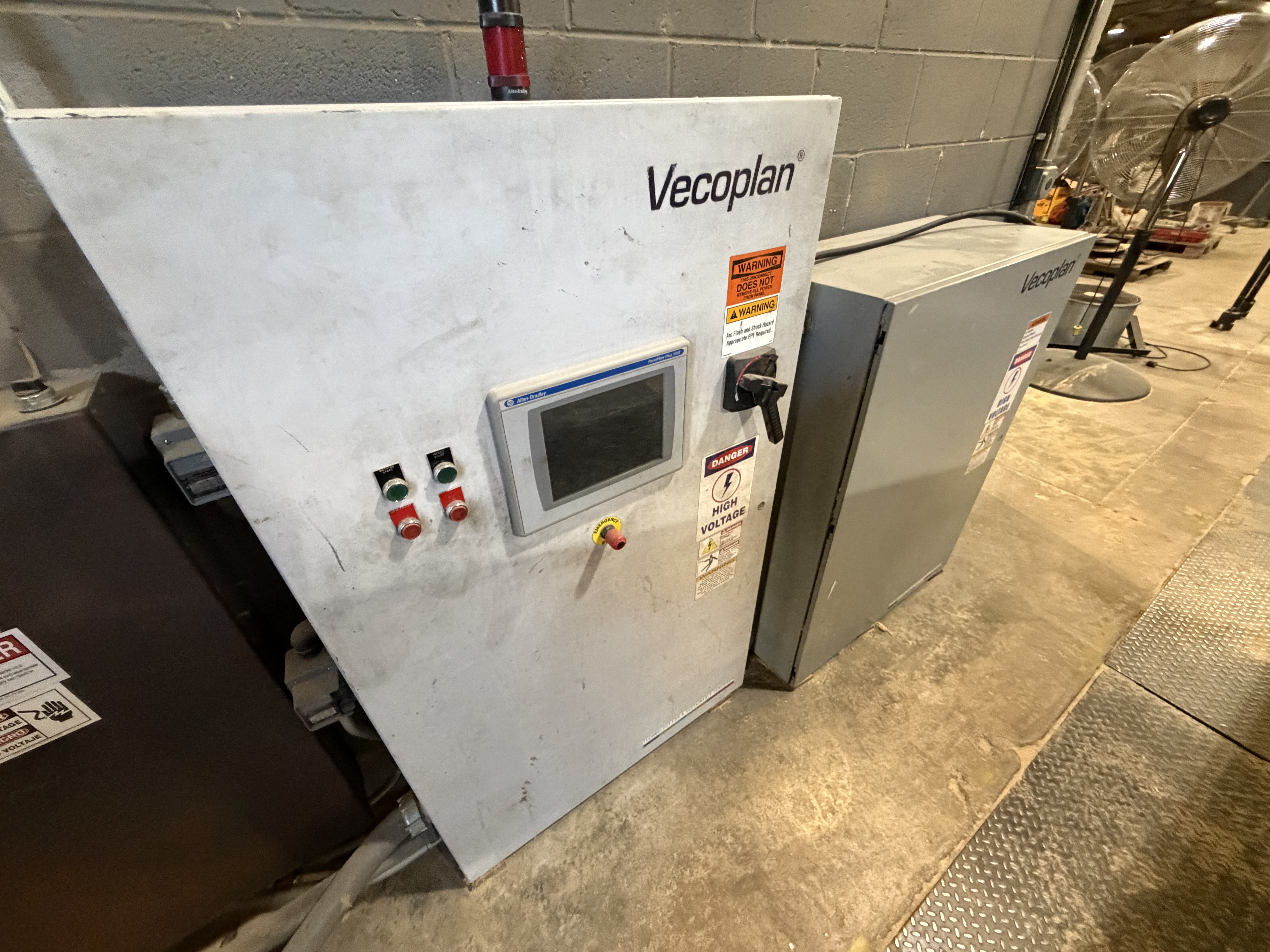 Vecoplan #RETECH-RG62-150, Wood Grinder, 62" rotor, 150 HP, heavy duty gearbox, infeed conveyor, 2016 - Image 6