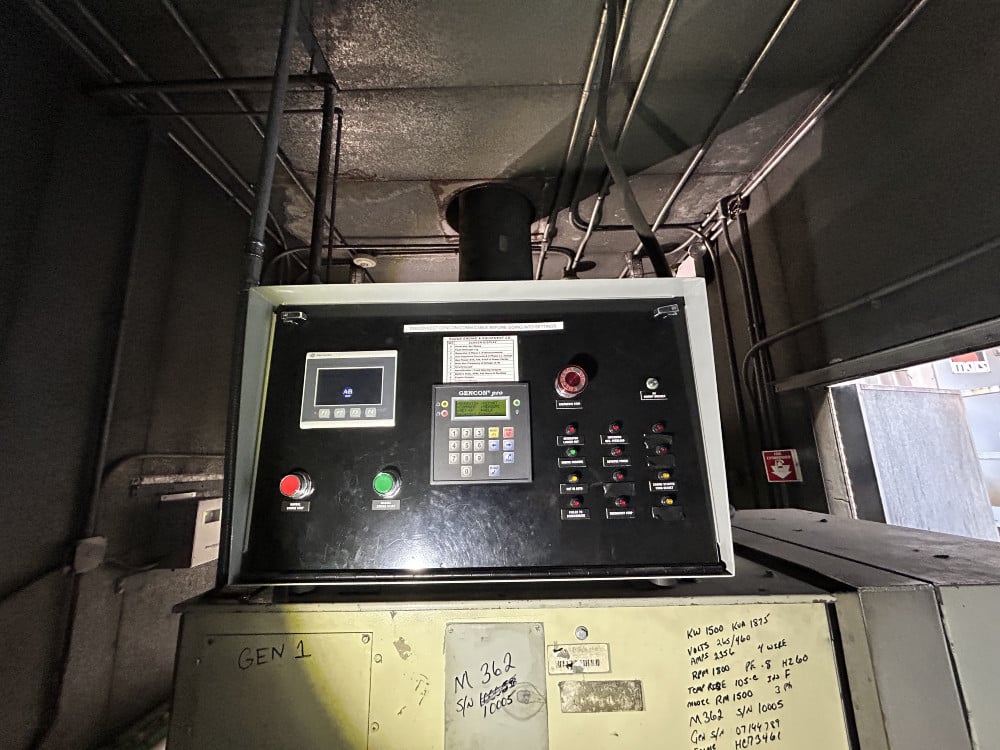 1500 KW Mitsubishi #S16R-PTA, diesel generator set, 1875 KVA, 460 Volts, 3 phase, 60 Hz, 2238 HP @ 1800 RPM - Image 3