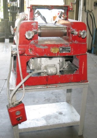 4" x 8" Troy Engine #R-2098, 3-roll horizontal, manifold w/individual shut-offs, chrome rolls, adjust rolls - Image 1