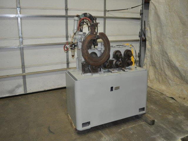 4 Stand, Dexter rollformer, 5" roll space, 2.125" shaft diameter, 3 HP, 9" horiz.centers - Image 1