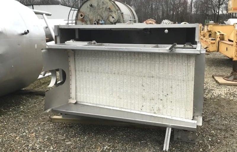 1300 gallon Stainless Steel, 5' x 5' x 7' 3" length, side open, sanitary - Image 6