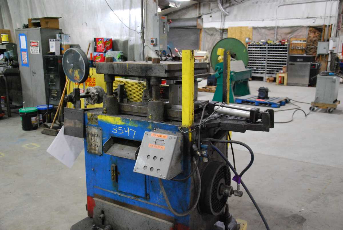 18 Ton, Michigan Roll Form #CO-200-4P, 4-post cut-off press, 3 stroke, #3547 - Image 8