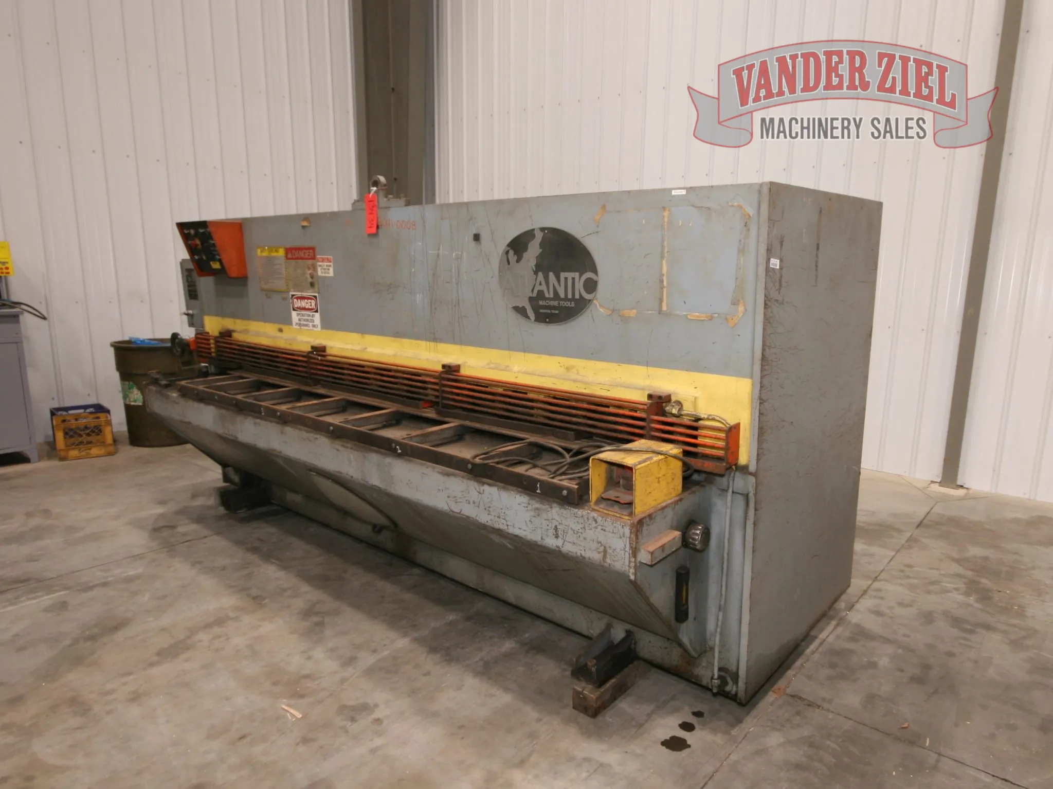 1/4" x 10' Atlantic #HDE, shear, 40" sq arm, hold downs, 15 HP, 10-25 SPM, #13434 - Image 10