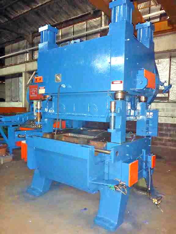 100 Ton, Oak #FP3-54-1422, fin press line, 1.5" stroke, 9"-12" Shut Height, 51" x48" die area, 1994 - Image 1