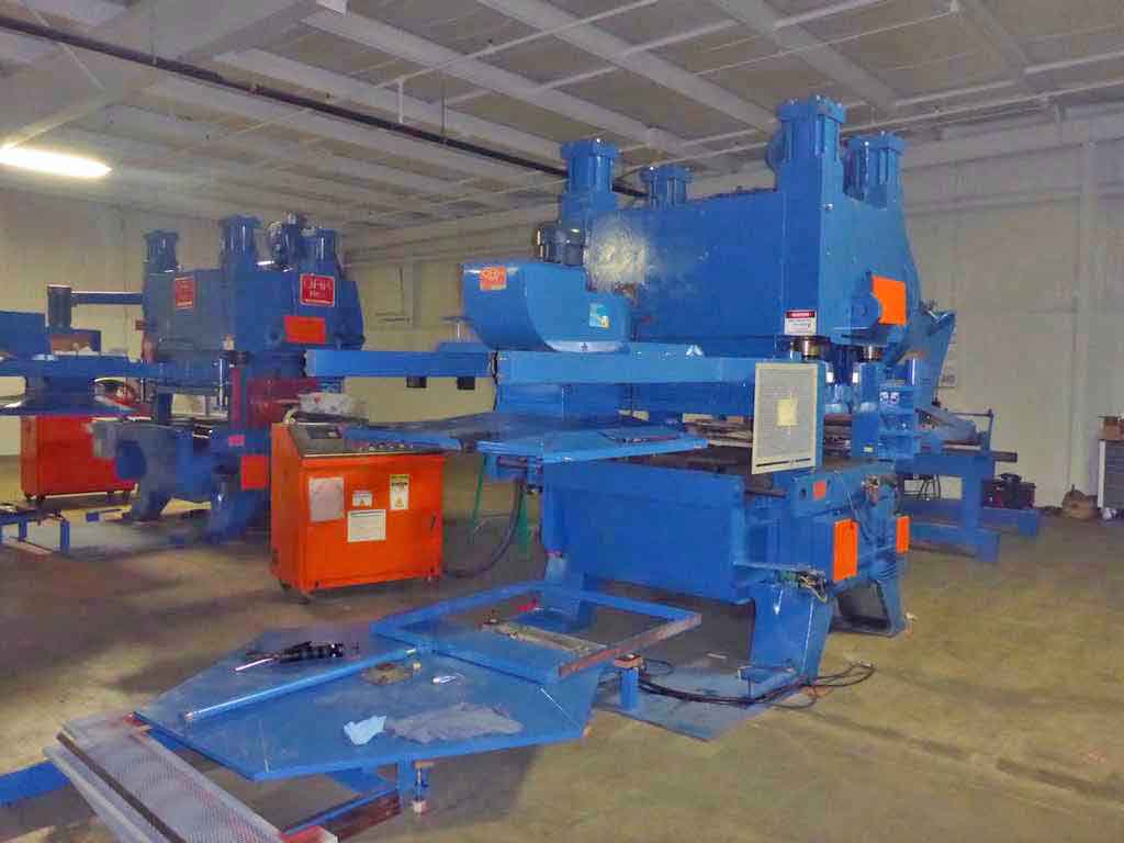 100 Ton, Oak #FP3-54-1422, fin press line, 1.5" stroke, 9"-12" Shut Height, 51" x48" die area, 1994 - Image 3