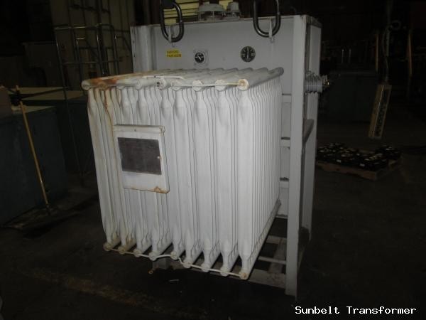 750/960 KVA 12470 Delta Primary, 208Y/120 Secondary, General Electric - Image 2