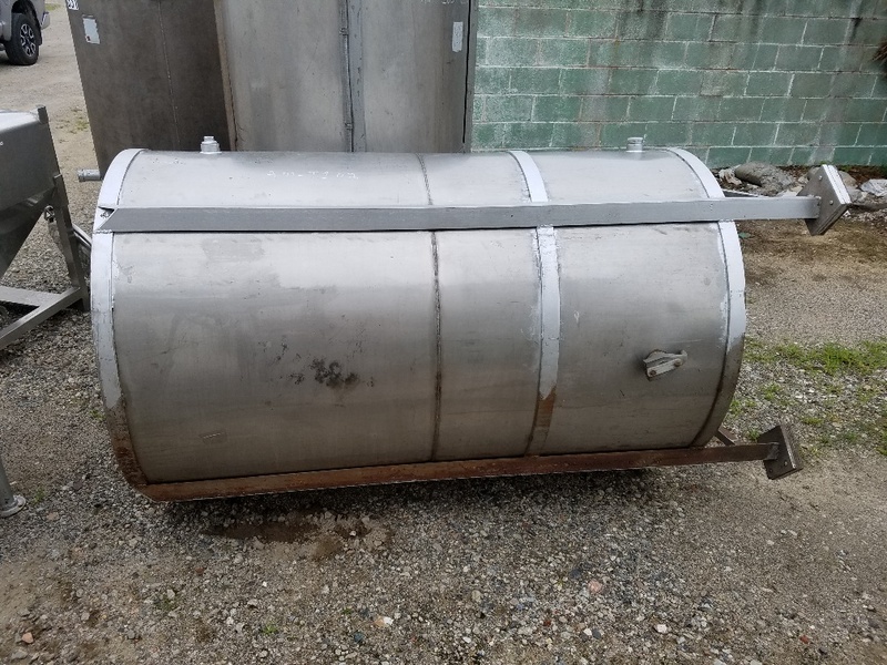 450 gallon Stainless Steel storage tank, 44" dia. x 72" straight side, 84" overall height, used - Image 1