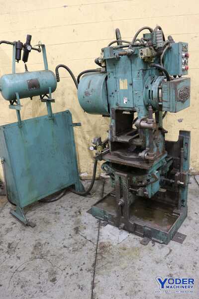 18 Ton, Tishken #COT-6 Cutomatic cut off press, 2 stroke, air clutch, 4-post, 1978, #70959 - Image 1