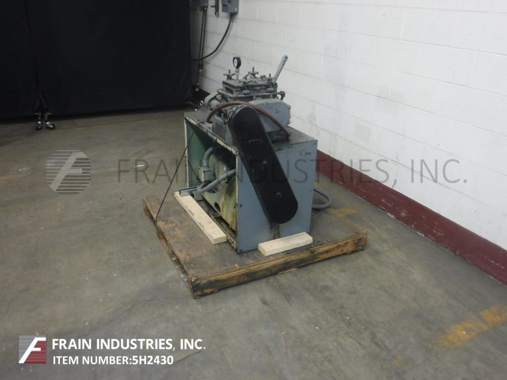 Baker / B P Process #3/4 Gal., jacketed, carbon steel, double arm, sigma blade mixer, 2 HP, 3/4 gallon - Image 3