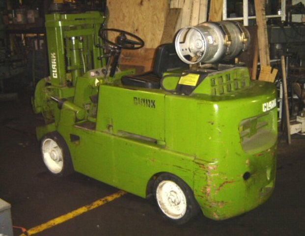 8000 lb. Clark #C80, Forklift, side shift, LP, hard tire, automatic transmission, power steering - Image 2